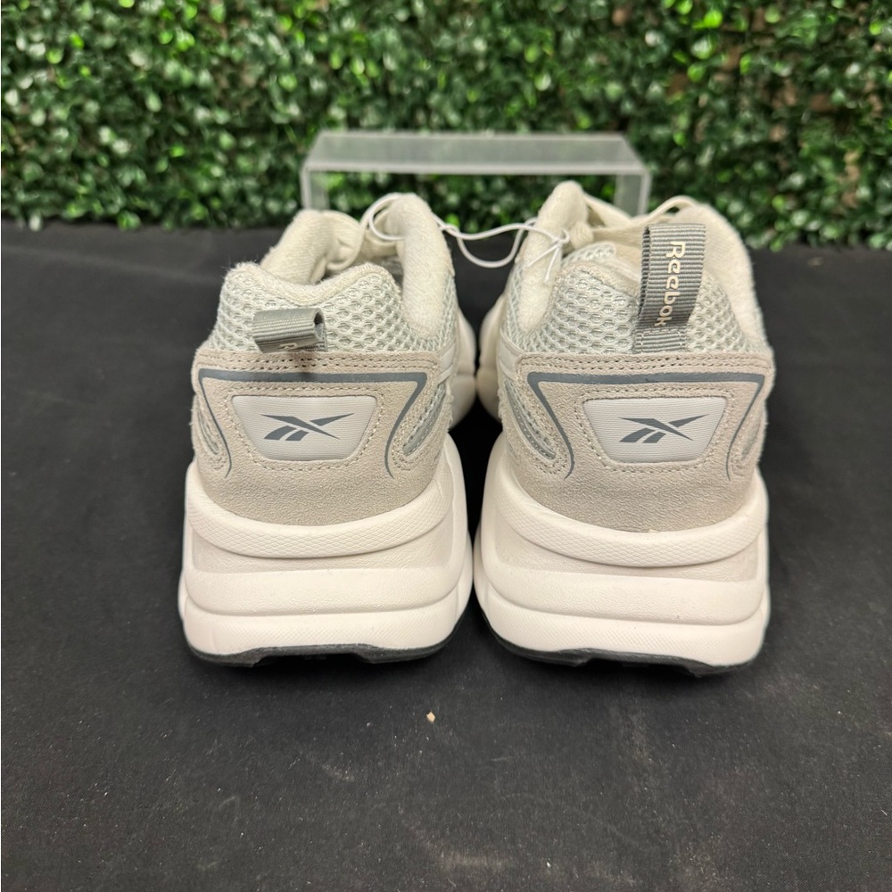 Reebok Charge Tennis Shoes - M9 - Picture 5 of 9